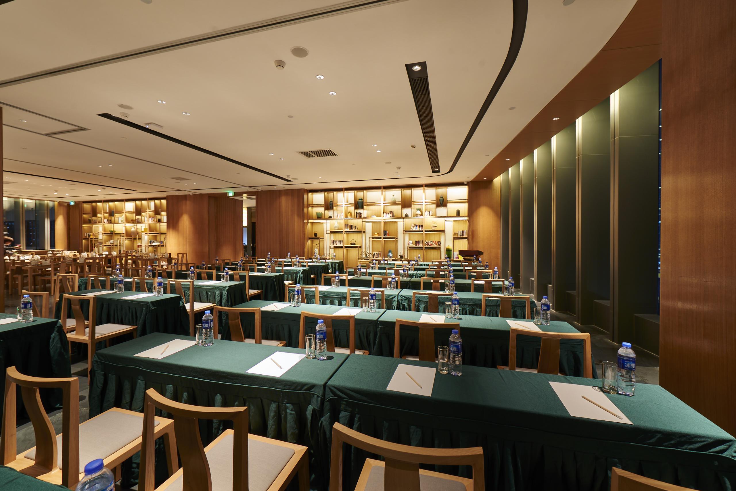 Holiday Inn Guangzhou Zhujiang New Town By Ihg Екстер'єр фото