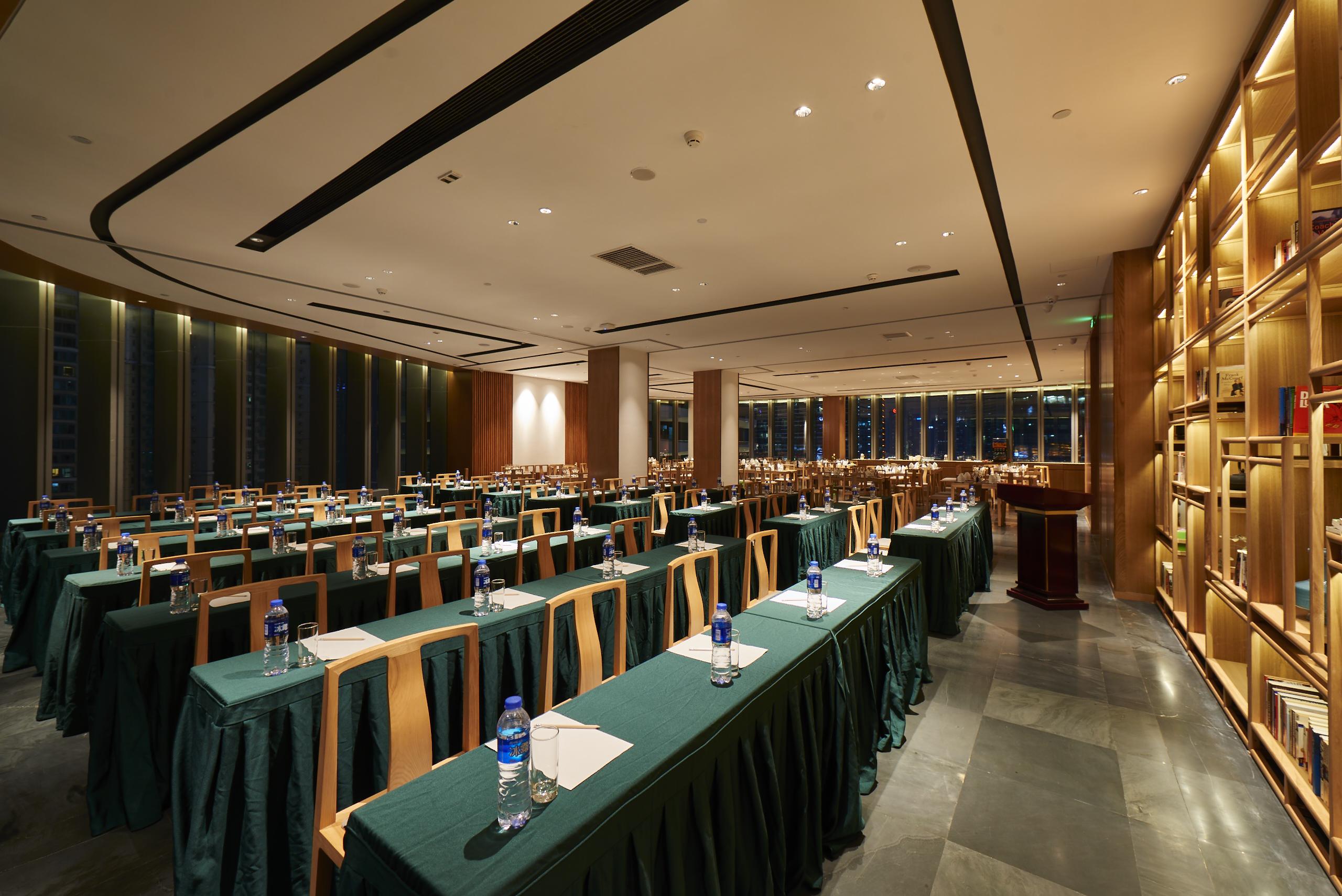 Holiday Inn Guangzhou Zhujiang New Town By Ihg Екстер'єр фото