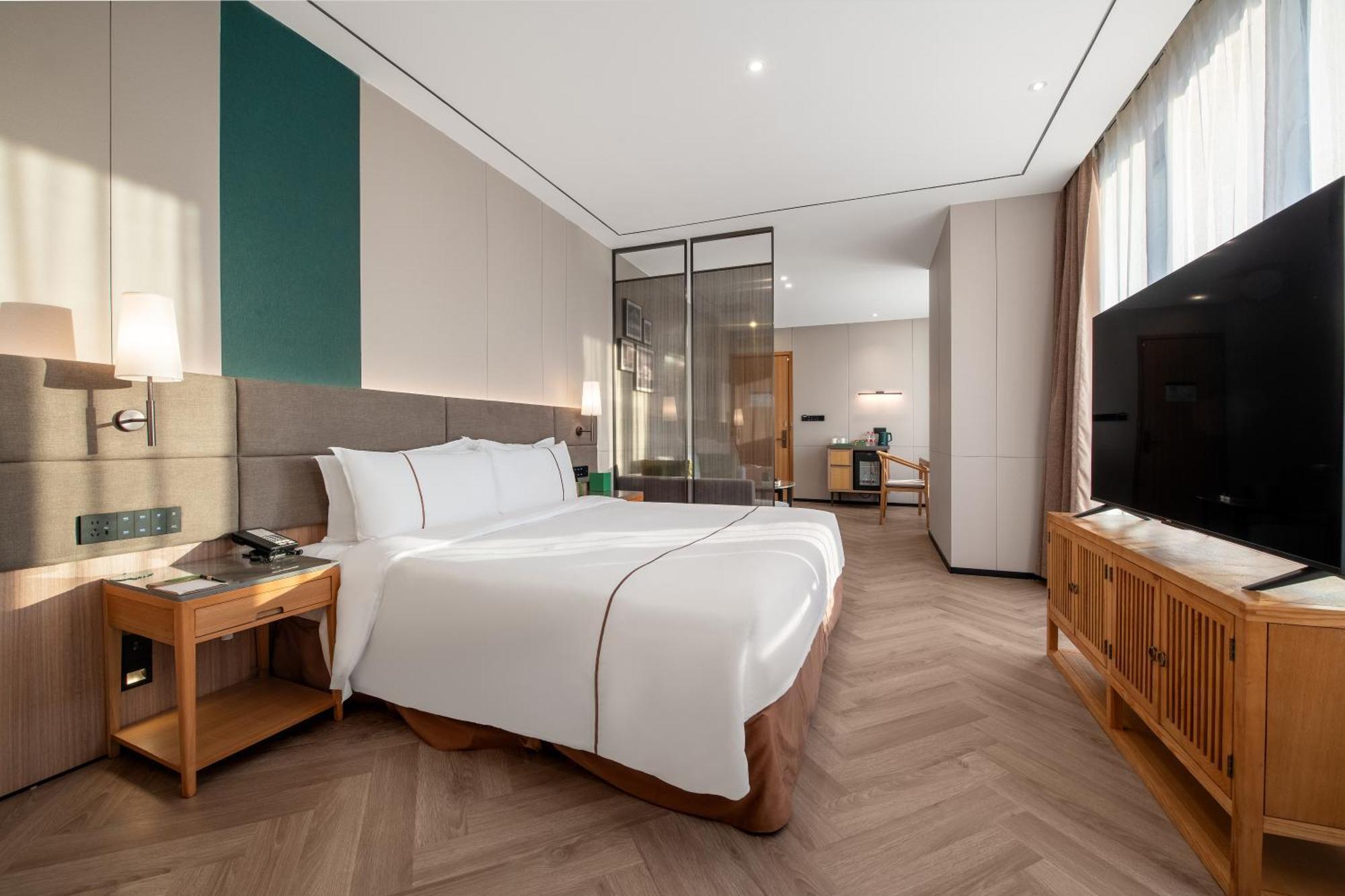 Holiday Inn Guangzhou Zhujiang New Town By Ihg Екстер'єр фото
