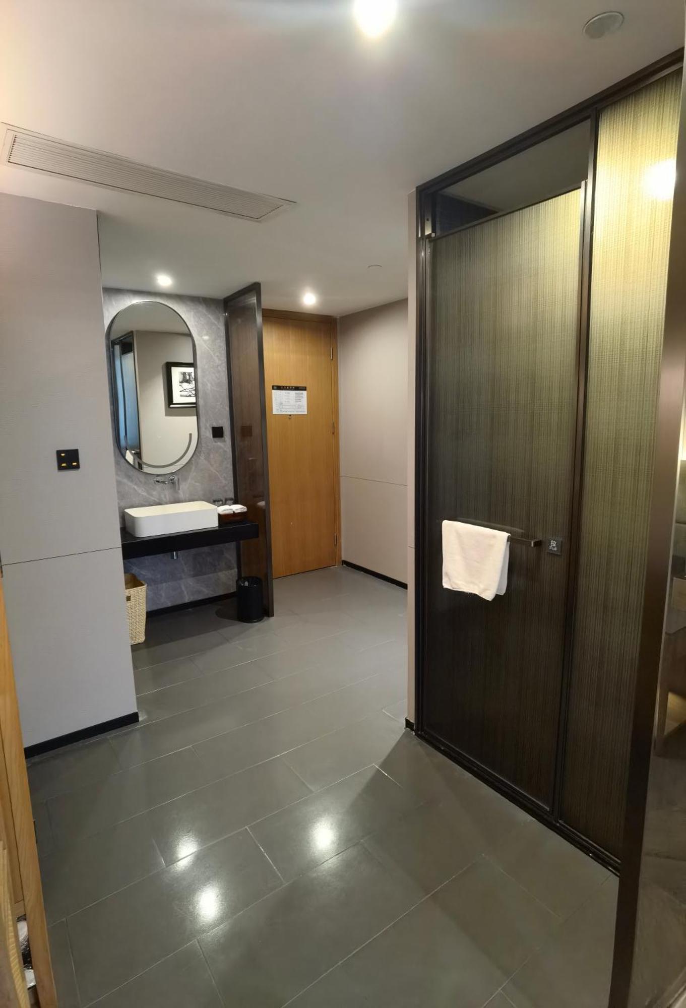 Holiday Inn Guangzhou Zhujiang New Town By Ihg Екстер'єр фото
